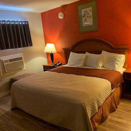 Scottish Inn And Suites - Bensalem-Philadelphia Екстер'єр фото