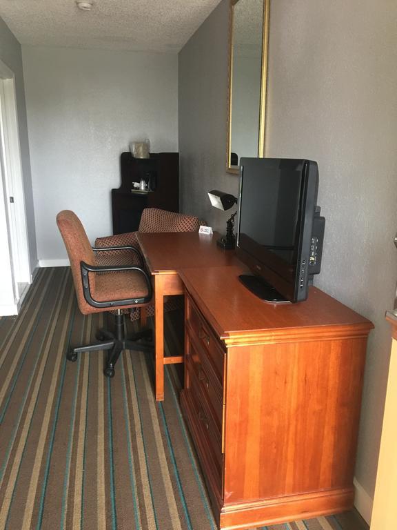 Scottish Inn And Suites - Bensalem-Philadelphia Екстер'єр фото