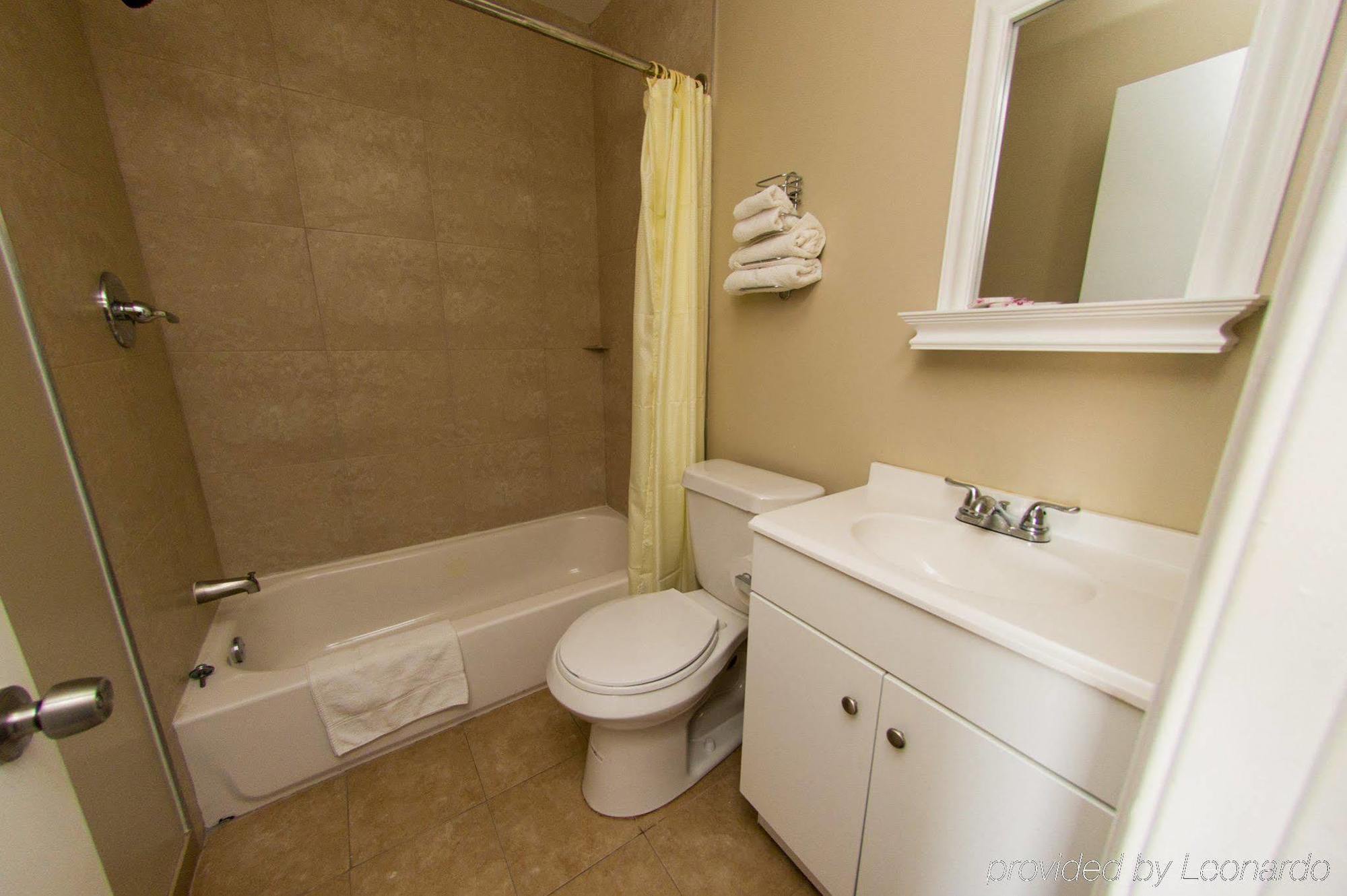 Scottish Inn And Suites - Bensalem-Philadelphia Екстер'єр фото